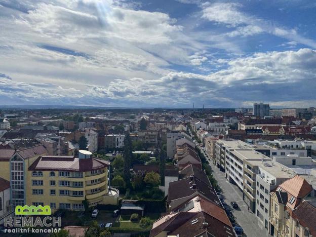 Prodej bytu 2+1, Pardubice, Jindřišská, 56 m2