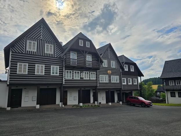 Prodej rodinného domu, Vysoké nad Jizerou, 165 m2