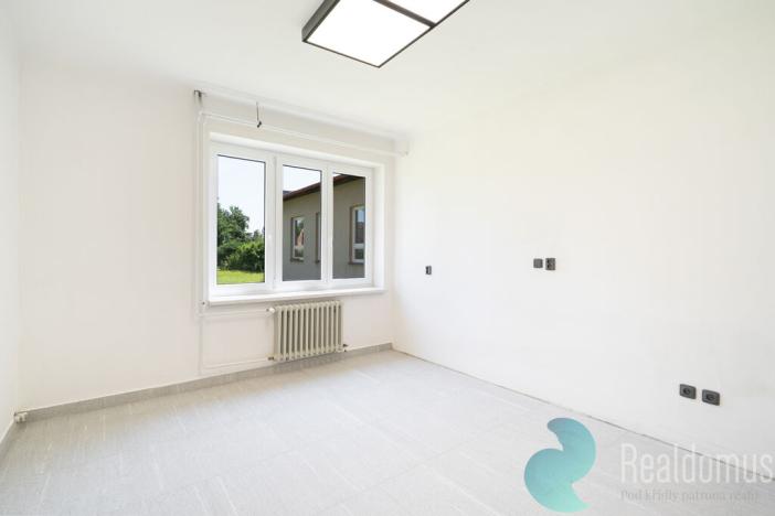 Pronájem kanceláře, České Budějovice, Školní, 610 m2