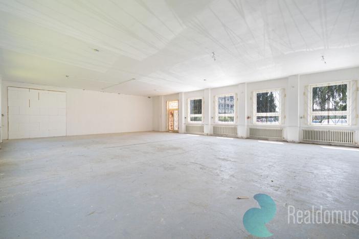 Prodej kanceláře, České Budějovice, Školní, 1260 m2