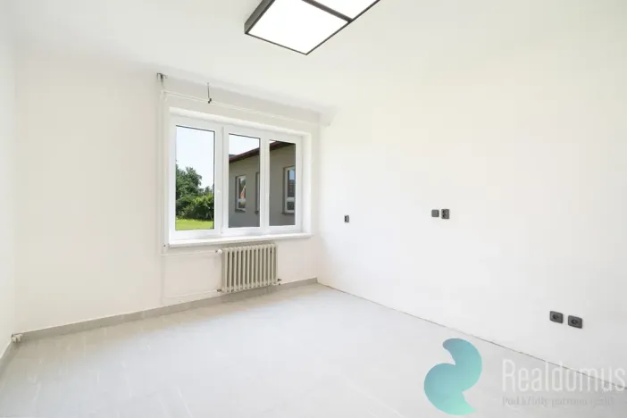 Prodej kanceláře, České Budějovice, Školní, 1260 m2
