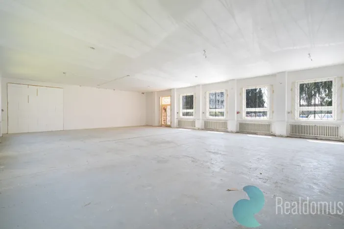 Prodej kanceláře, České Budějovice, Školní, 1260 m2