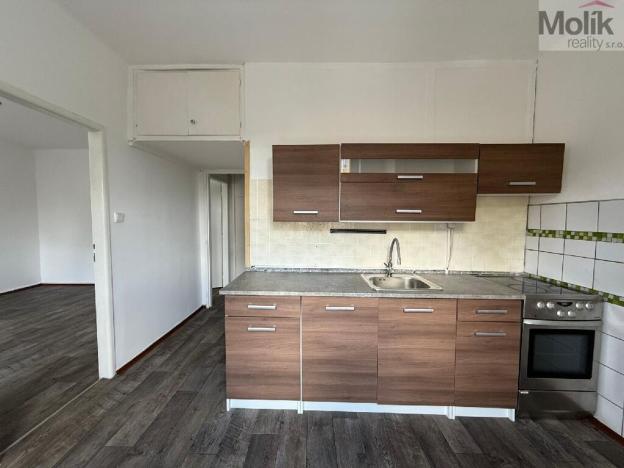 Pronájem bytu 2+1, Most, Čs. mládeže, 54 m2