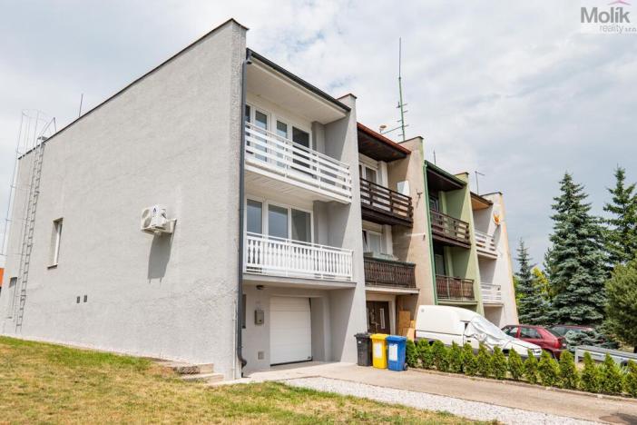 Prodej rodinného domu, Radonice, 152 m2