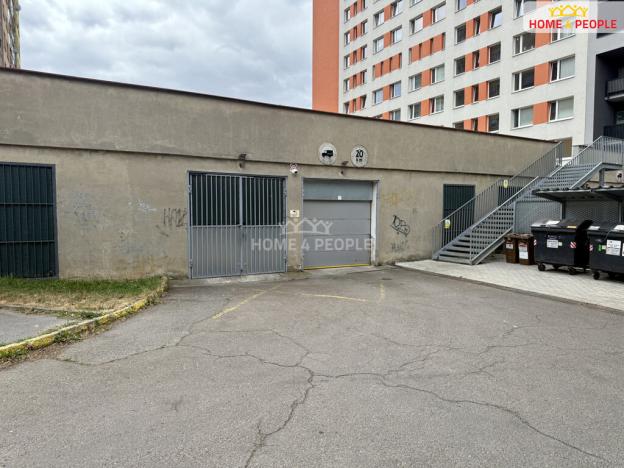 Prodej garáže, Praha - Kamýk, Růženínská, 14 m2
