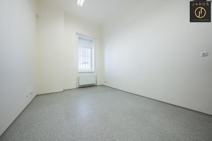 Pronájem kanceláře, Kladno, Huťská, 449 m2