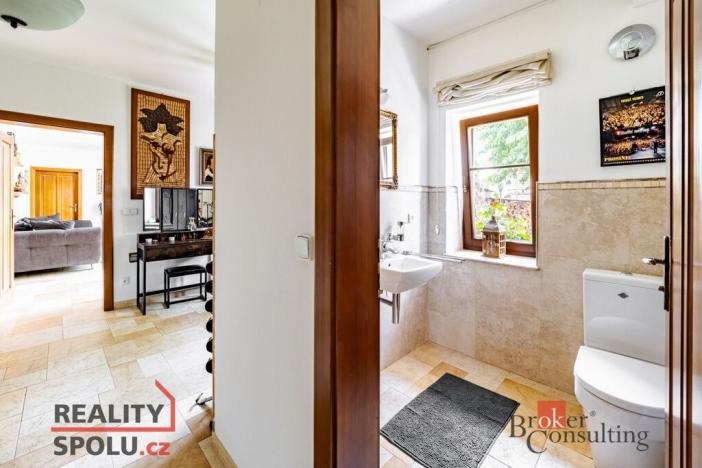 Prodej rodinného domu, Novosedly nad Nežárkou, 370 m2