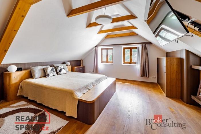 Prodej rodinného domu, Novosedly nad Nežárkou, 370 m2