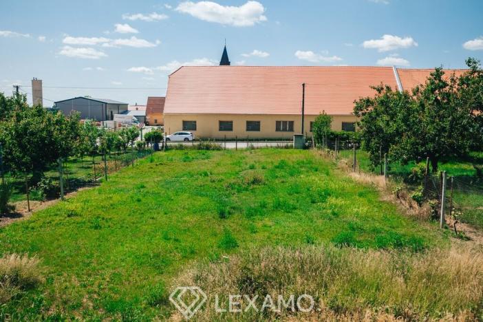 Prodej komerčního pozemku, Znojmo - Přímětice, 923 m2