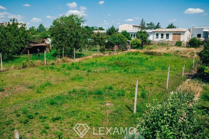 Prodej komerčního pozemku, Znojmo - Přímětice, 923 m2