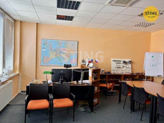 Pronájem kanceláře, Sviadnov, 92 m2