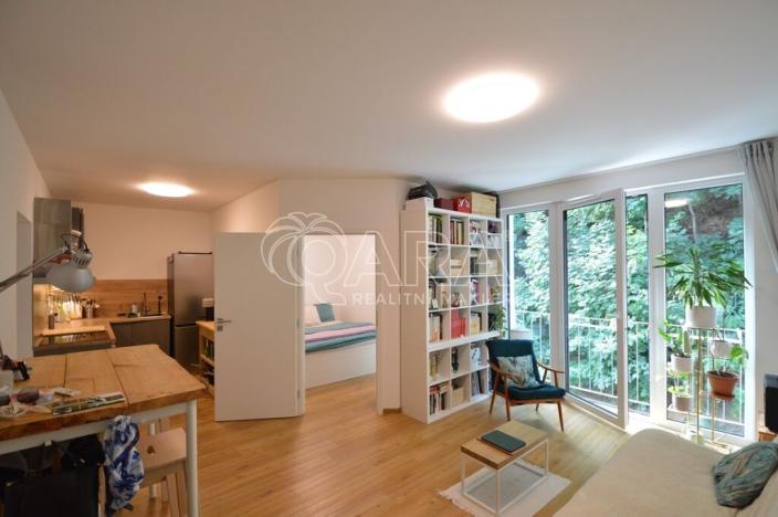 Pronájem bytu 2+kk, Praha - Michle, Pod Stárkou, 45 m2