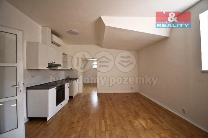 Pronájem bytu 2+kk, Žamberk, Masarykovo náměstí, 54 m2