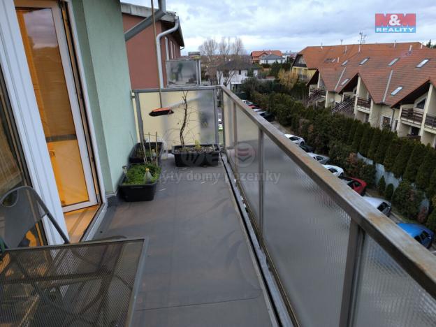 Prodej bytu 1+kk, Jesenice, Sluneční, 36 m2