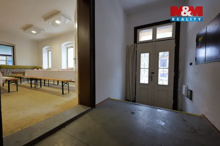 Prodej obchodního prostoru, Šternberk - Dalov, 798 m2