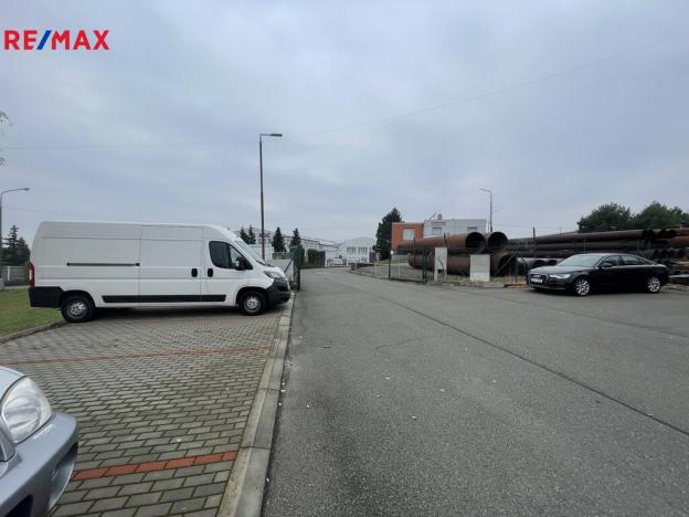 Prodej výrobních prostor, Zlín, 729 m2