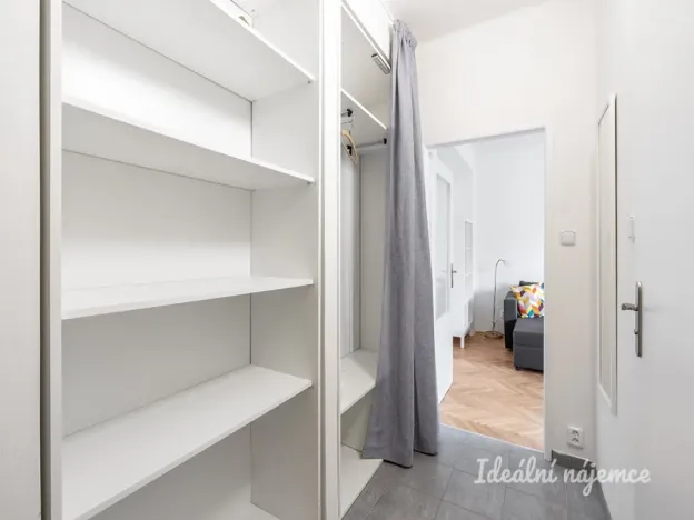 Pronájem bytu 2+kk, Praha - Strašnice, U kombinátu, 46 m2