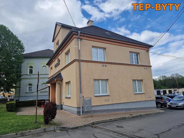 Prodej kanceláře, Bílina, Náměstí, 700 m2