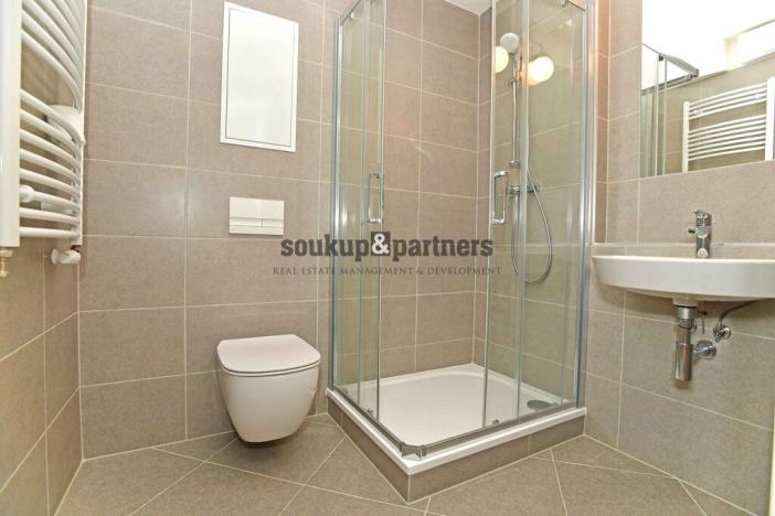 Prodej bytu 1+kk, Praha, Čakovická, 34 m2