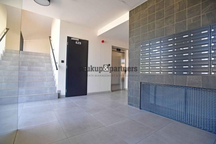 Prodej bytu 1+kk, Praha, Čakovická, 34 m2