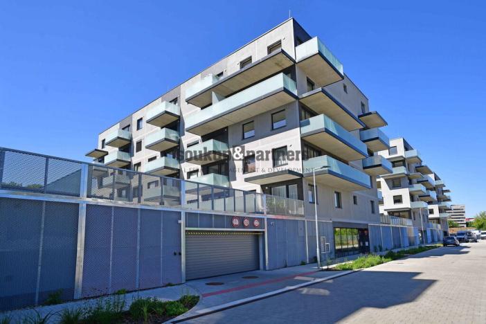 Prodej bytu 1+kk, Praha, Čakovická, 34 m2