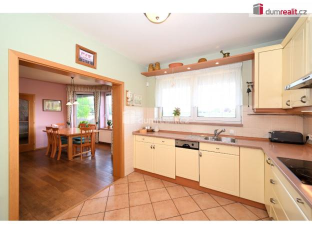 Prodej rodinného domu, Šestajovice, Ve Skále, 248 m2