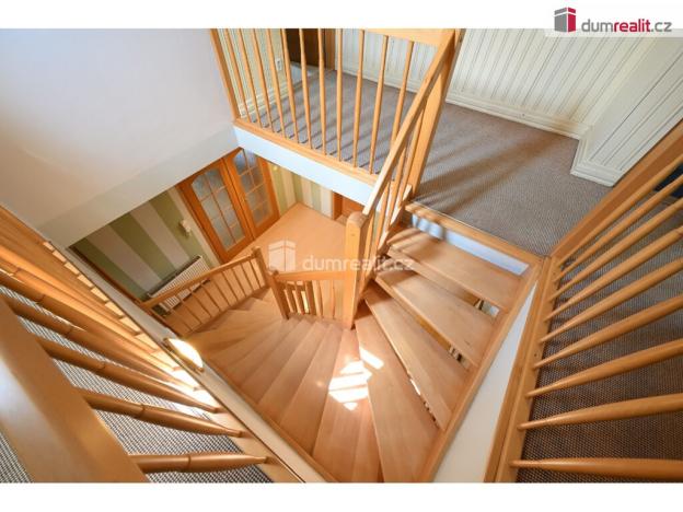 Prodej rodinného domu, Šestajovice, Ve Skále, 248 m2