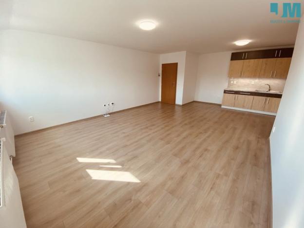 Pronájem bytu 2+kk, Měřín, Náměstí, 66 m2