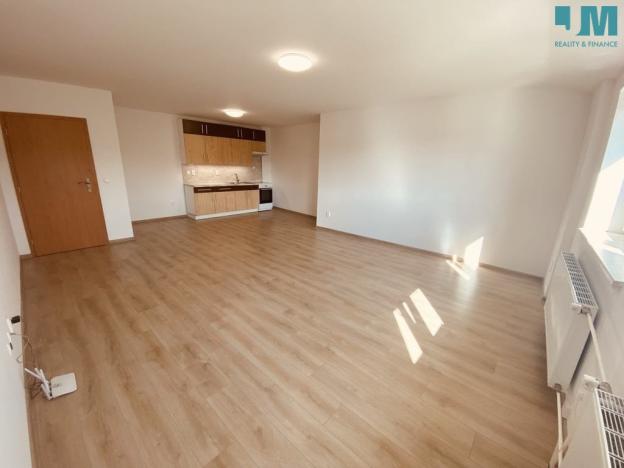 Pronájem bytu 2+kk, Měřín, Náměstí, 66 m2
