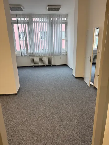 Pronájem kanceláře, Praha - Holešovice, Přístavní, 103 m2