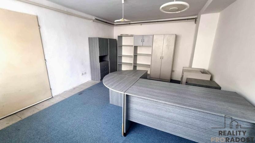 Pronájem kanceláře, Moravský Krumlov, Dr. Odstrčila, 60 m2