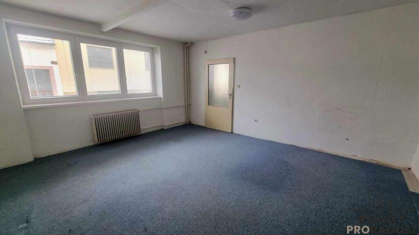 Pronájem kanceláře, Moravský Krumlov, Dr. Odstrčila, 60 m2