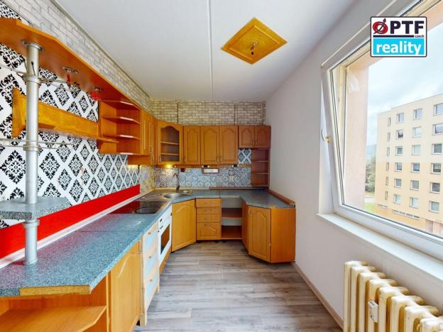 Prodej bytu 3+1, Volary, Sídl. Míru, 69 m2