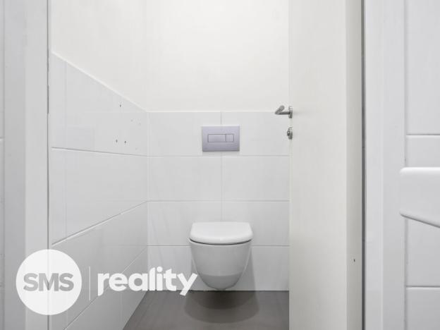 Pronájem kanceláře, Brno - Trnitá, Škrobárenská, 100 m2