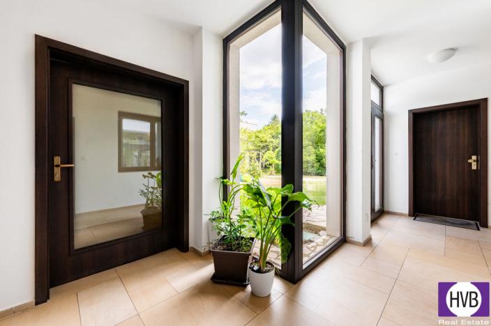 Prodej komerční nemovitosti, Praha, Nad motolskou nemocnicí, 225 m2