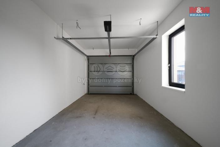 Prodej rodinného domu, Polerady, 188 m2