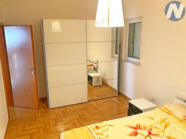 Prodej bytu 3+1, Petrovac, Černá Hora, 79 m2