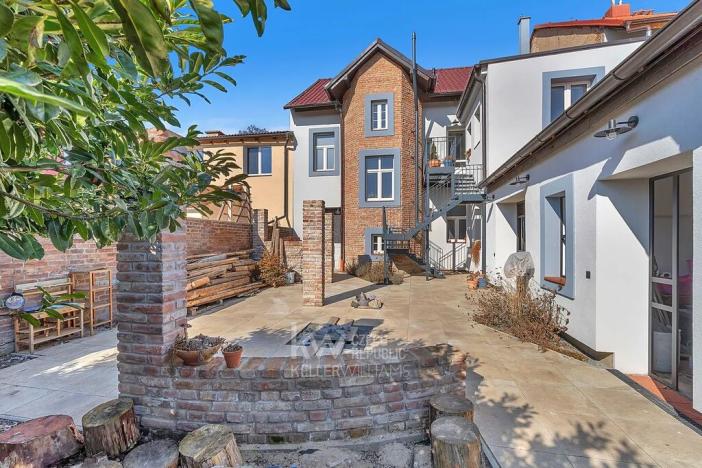 Prodej rodinného domu, Velim, Palackého, 270 m2