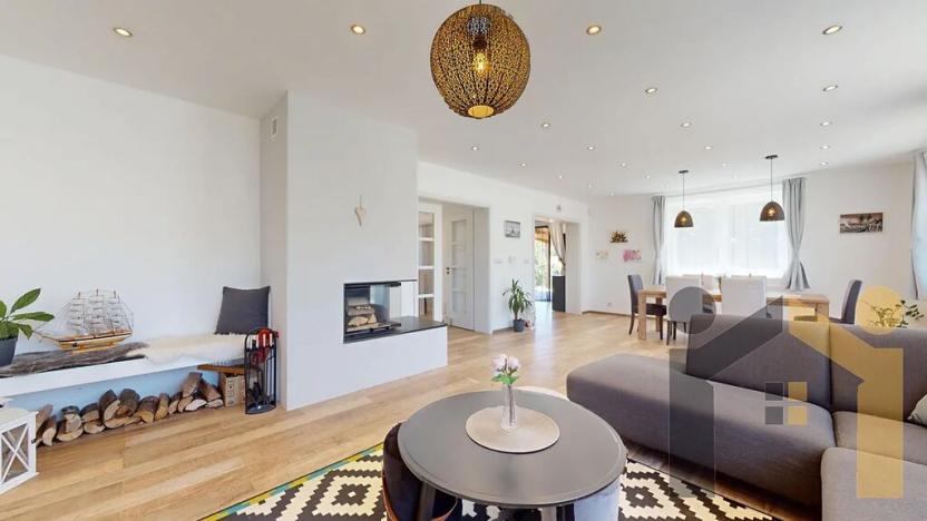 Prodej rodinného domu, Vinařice, 269 m2