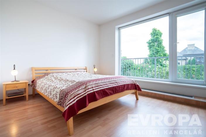 Prodej rodinného domu, Praha - Řeporyje, Dělená, 155 m2