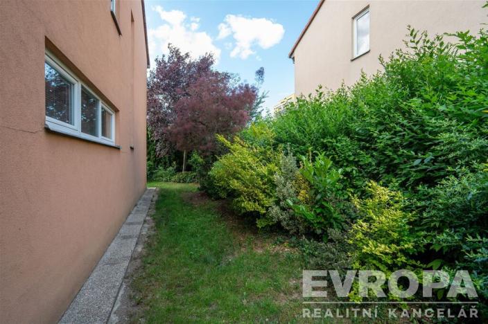 Prodej rodinného domu, Praha - Řeporyje, Dělená, 155 m2