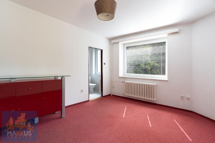 Pronájem kanceláře, Praha - Lhotka, Na dlouhé mezi, 436 m2