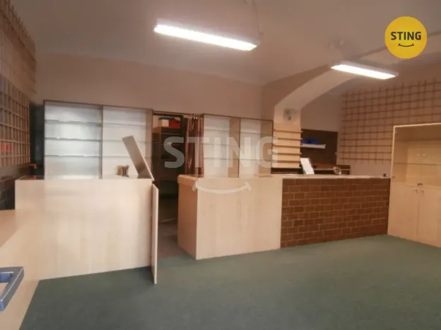 Pronájem obchodního prostoru, Žďár nad Sázavou, Havlíčkovo nám., 50 m2
