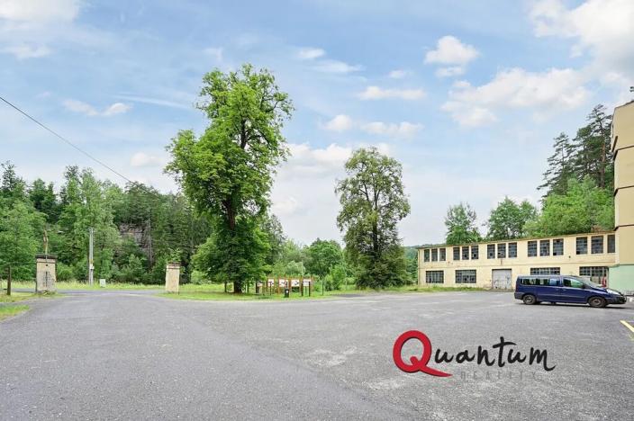 Prodej obchodního prostoru, Janská, 4600 m2