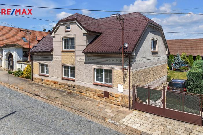 Prodej rodinného domu, Velký Vřešťov, 402 m2