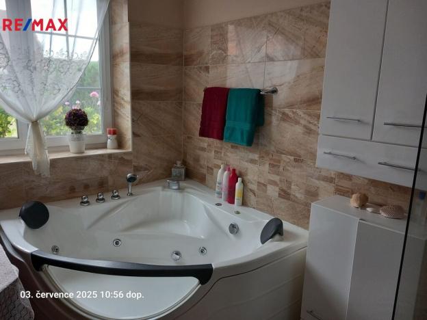 Prodej rodinného domu, Velký Vřešťov, 402 m2