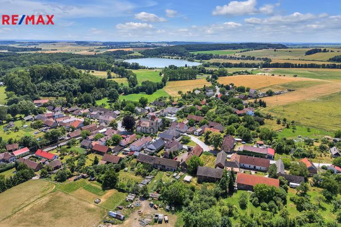 Prodej rodinného domu, Velký Vřešťov, 402 m2