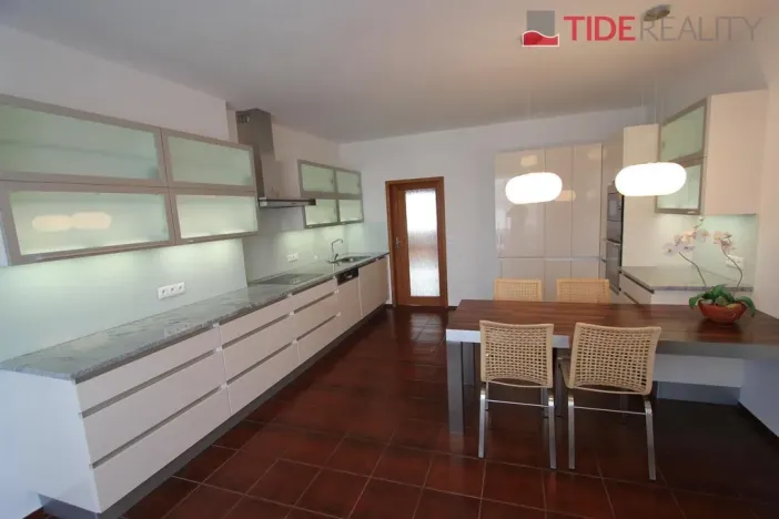 Pronájem bytu 6+kk a větší, Praha - Braník, Psohlavců, 290 m2