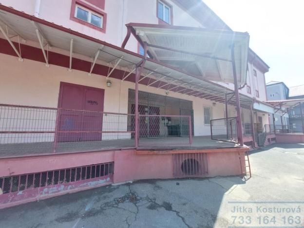 Pronájem skladu, Krnov - Pod Bezručovým vrchem, Albrechtická, 288 m2