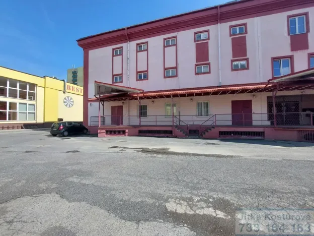 Pronájem skladu, Krnov - Pod Bezručovým vrchem, Albrechtická, 288 m2